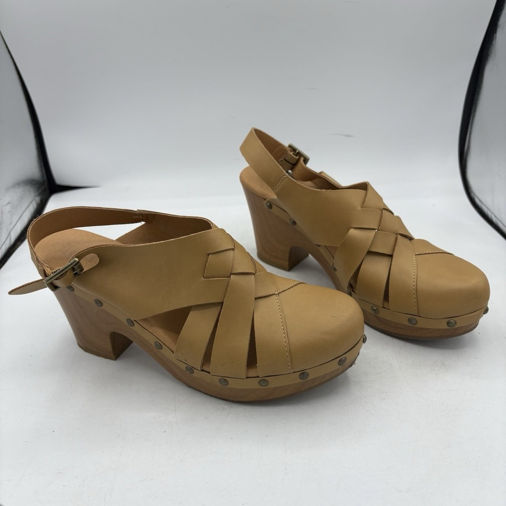 Korks Shoes Womens 9 M Wynne Chunk Platform Clog Tan Woven Slingback Stud Wood